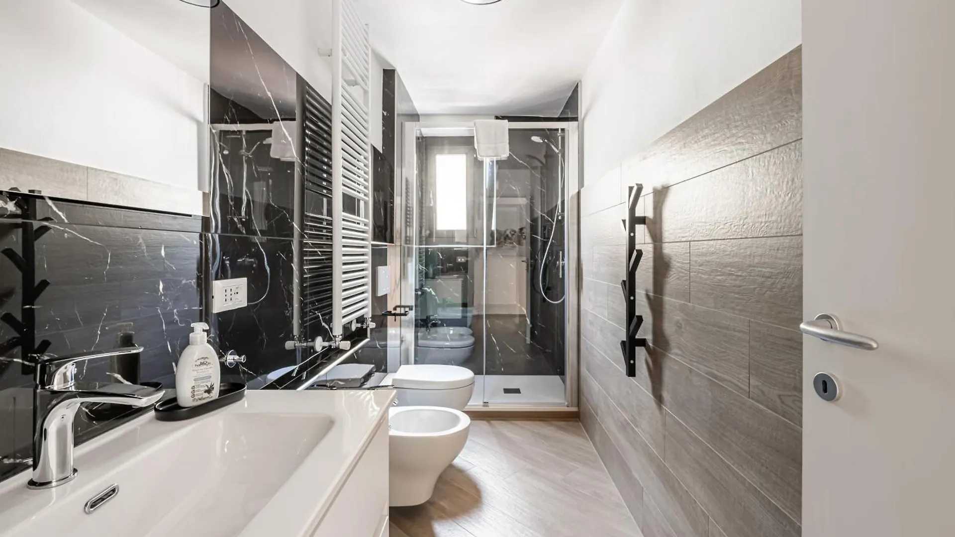 Apartment Charming Hideaway In Florence - Apt X4 Italy
